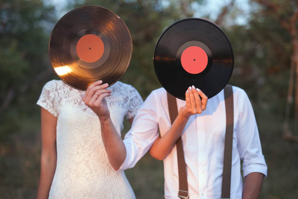 Dodatkowe usługi - muzyka Dodatkowe usługi - muzyka