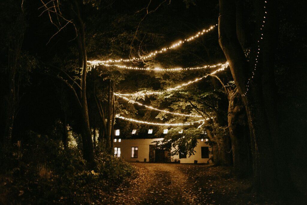 Dom na wsi - nocą Dom na wsi - nocą